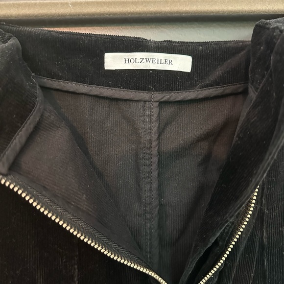 EUC HOLZWEILER Corduroy Zip-up Black Skirt Sz.M - Picture 4 of 7